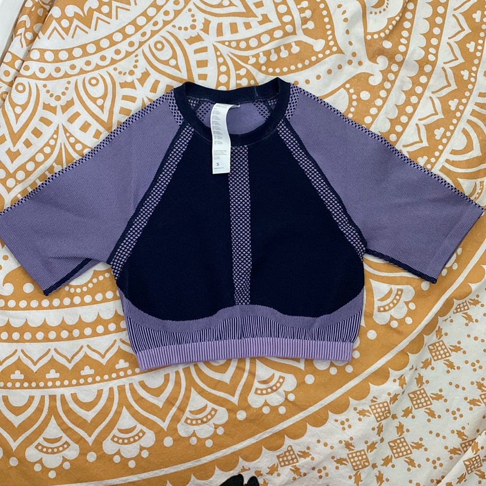 FABLETICS ACTIVE WEAR Cropped Top